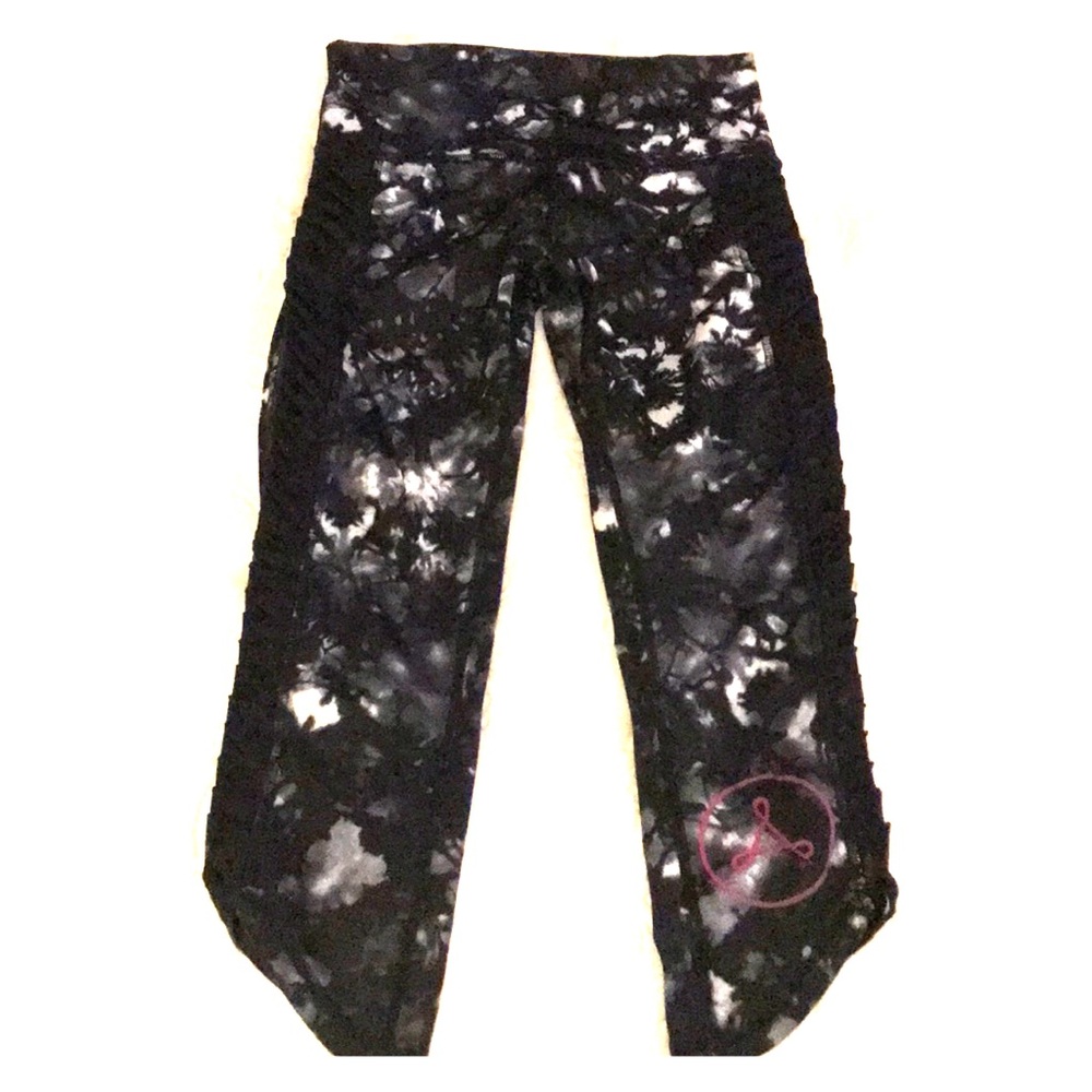 Lululemon cropped leggings